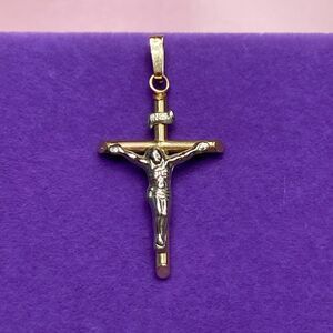 💛 10k Yellow & White Gold Crucifix Pendant